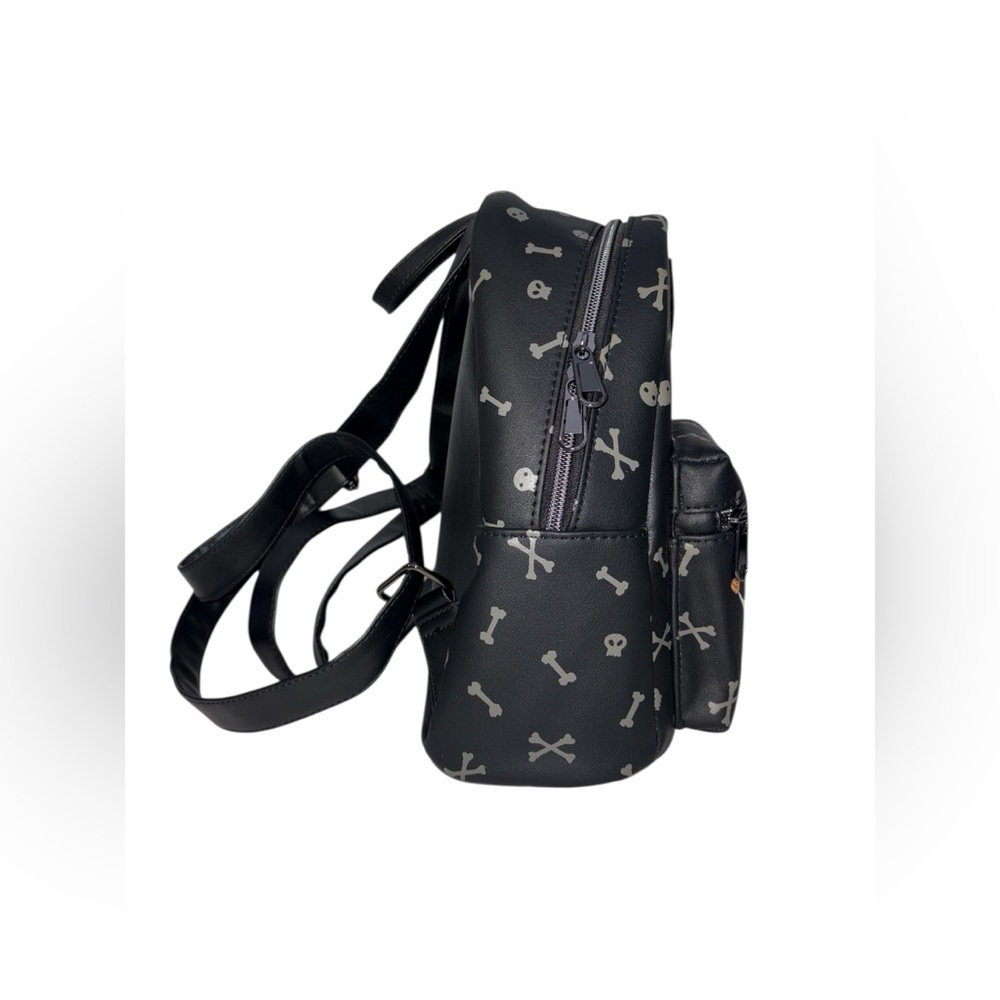 Loungefly The Nightmare Before Christmas Zero Glow in the Dark Backpack - Picture 7 of 12